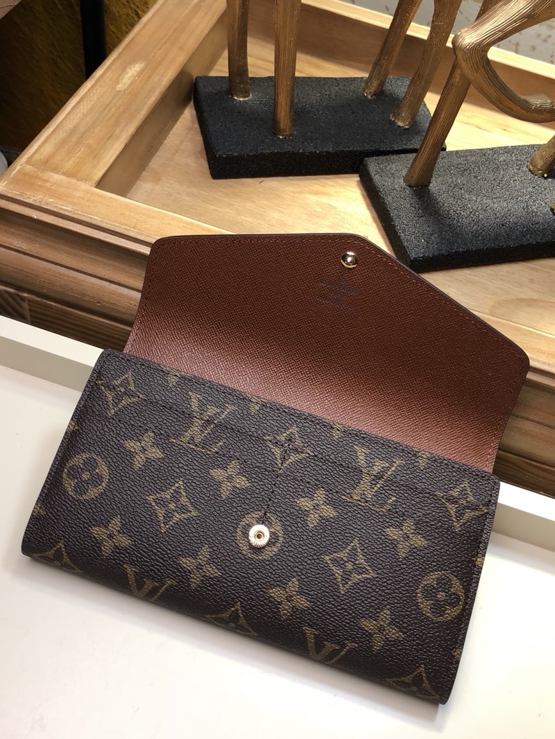 Louis Vuitton Sarah Wall